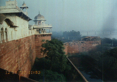 india97 agra10 redfort.JPG (38071 oCg)