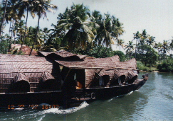 india97 alleppy6 boat2.JPG (49436 oCg)