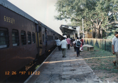 india97 chennai11 train s25.jpg (49987 oCg)