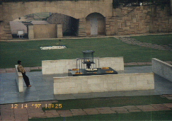 india97 delhi13 raj ghat2.JPG (39377 oCg)