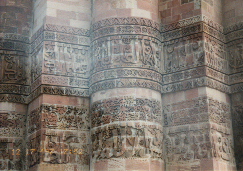 india97 delhi4 qutob wall.JPG (47318 oCg)