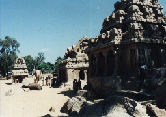 india97 mahabali11 pancha rathas3.JPG (44793 oCg)